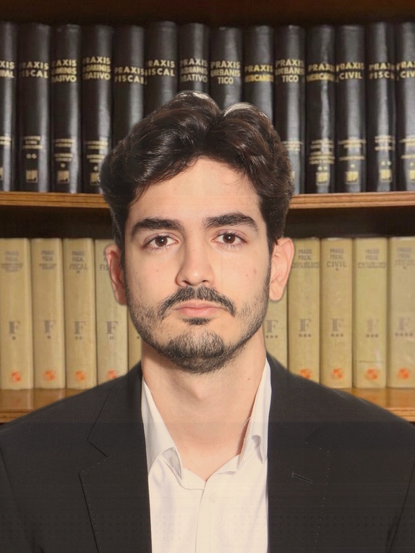 Retrato corporativo de Alexis Miró, socio de Baúlo-Martín & Miró Abogados